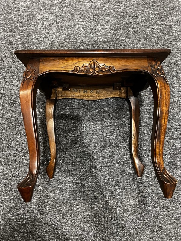 Solid Mahogany Queen Ann Hand Carved Nest Of 3 Tables