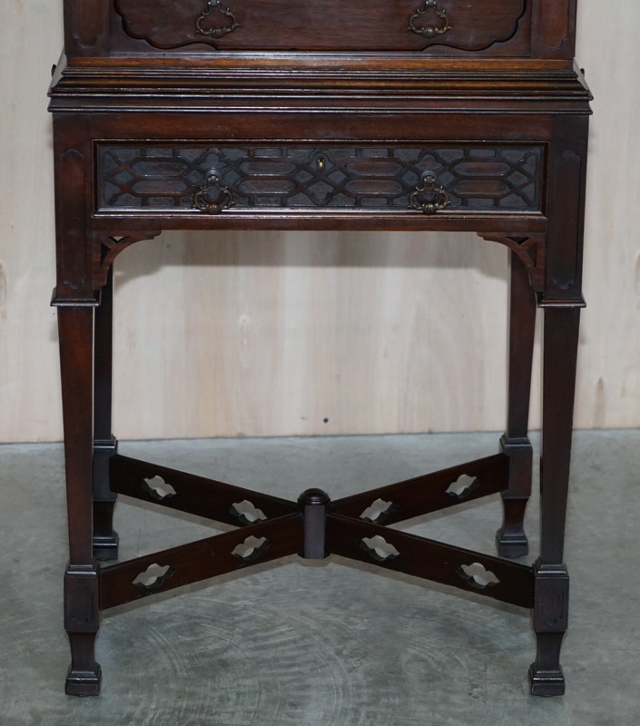 MAPLE & CO THOMAS CHIPPENDALE CAREVED VICTORIAN MAHOGANY CUTLERY SIDE END TABLE gallery