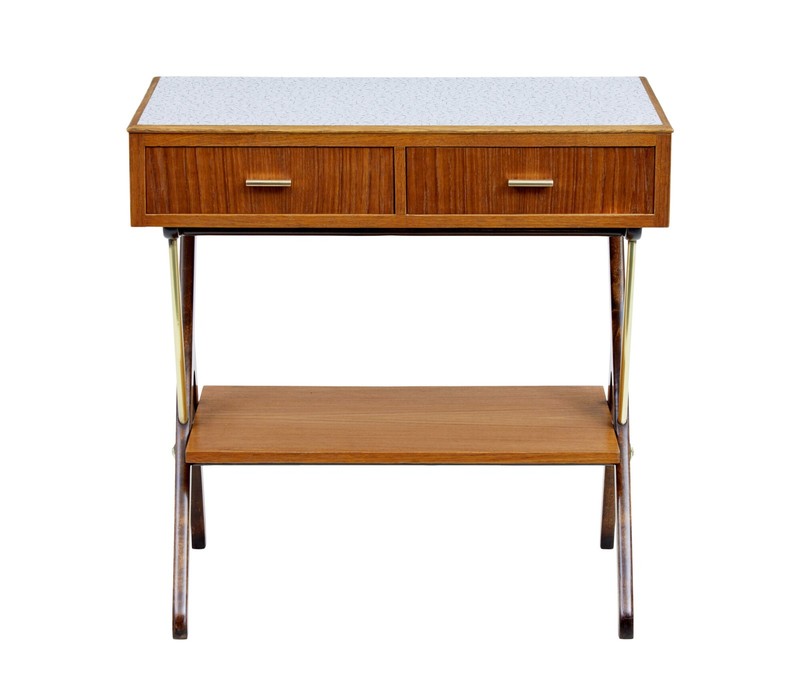 MID 20TH CENTURY SCANDINAVIAN MODERN TEAK SIDE TABLE gallery