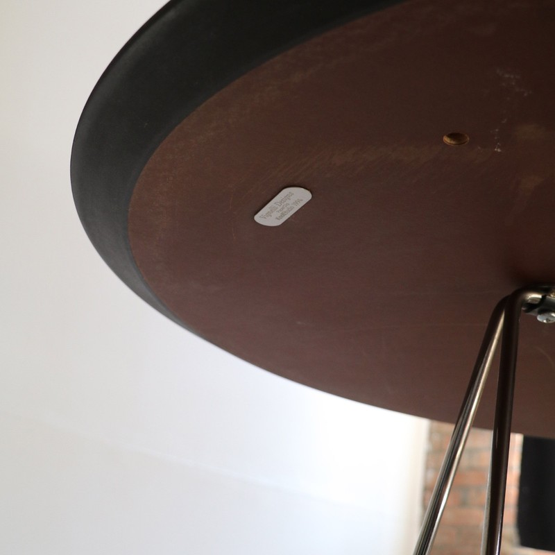 1994 Knoll Paper Clip Table by Massimo and Lella Vignelli gallery