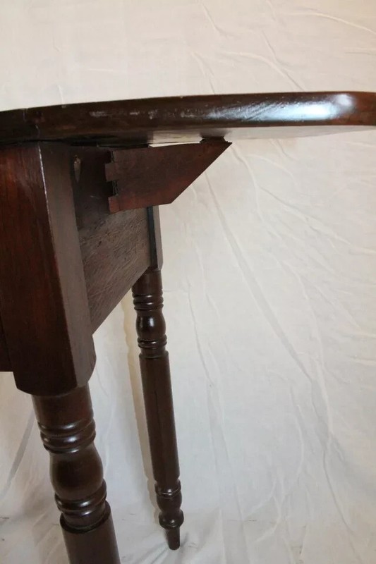 Great 19th C. American Walnut Drop Leaf Side End Pembroke Table with Two Drawers gallery