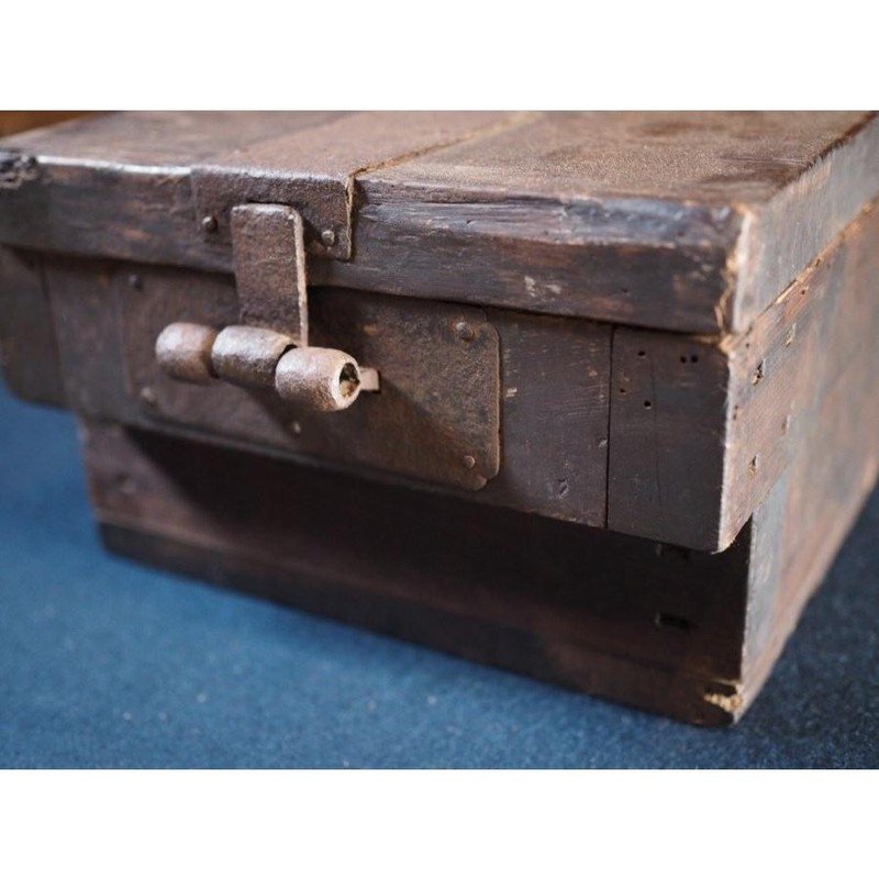 Antique Edo Period Coin Box Koro-ten D Size Japan Used 10cm (3.9in) gallery
