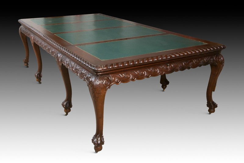 Extendable table (6 metres). Mahogany wood, metal, leather, etc. England, circa gallery