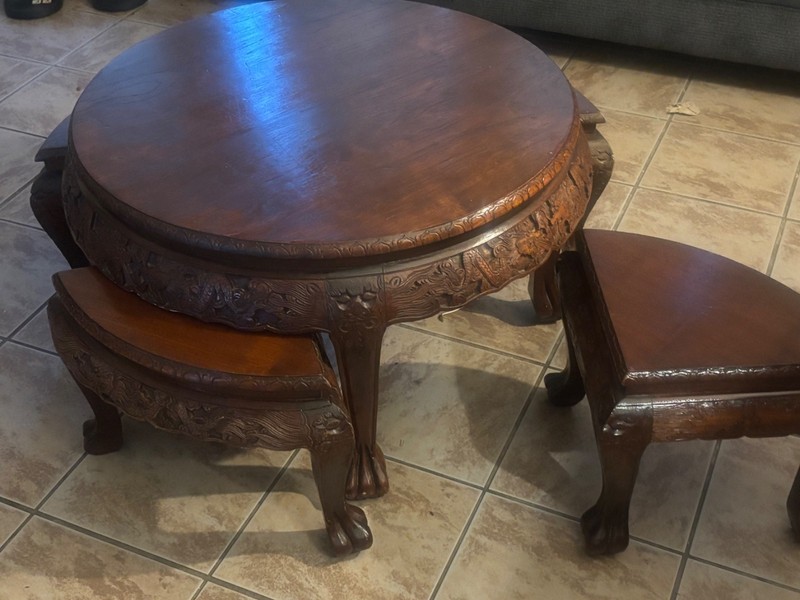 George Zee &CO hand carved kiln dried rosewood chround table with 4 chainoiserie gallery