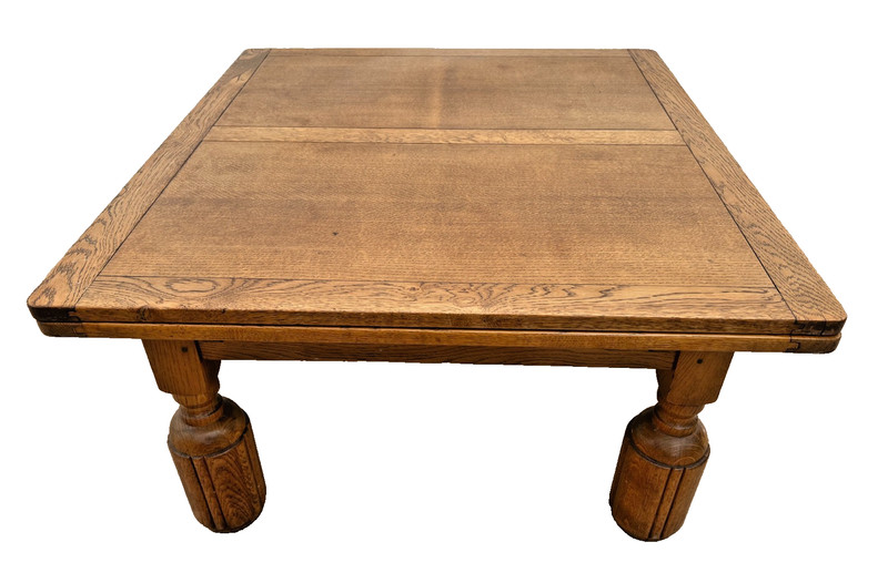 Farmhouse English Tudor Expansion Coffee Table Turned Bulbous legs Quarter sawed gallery