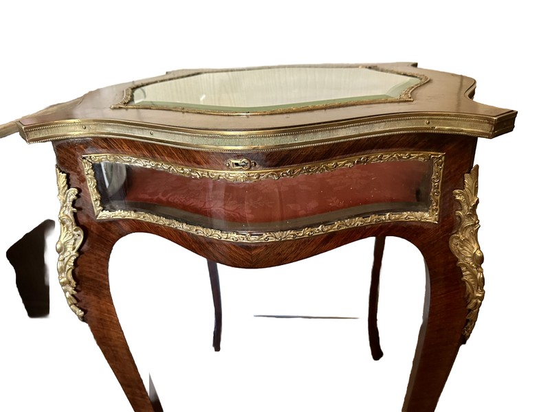 EXCEPTIONAL ANTIQUE FRENCH BIJOUTERIE DISPLAY TABLE gallery