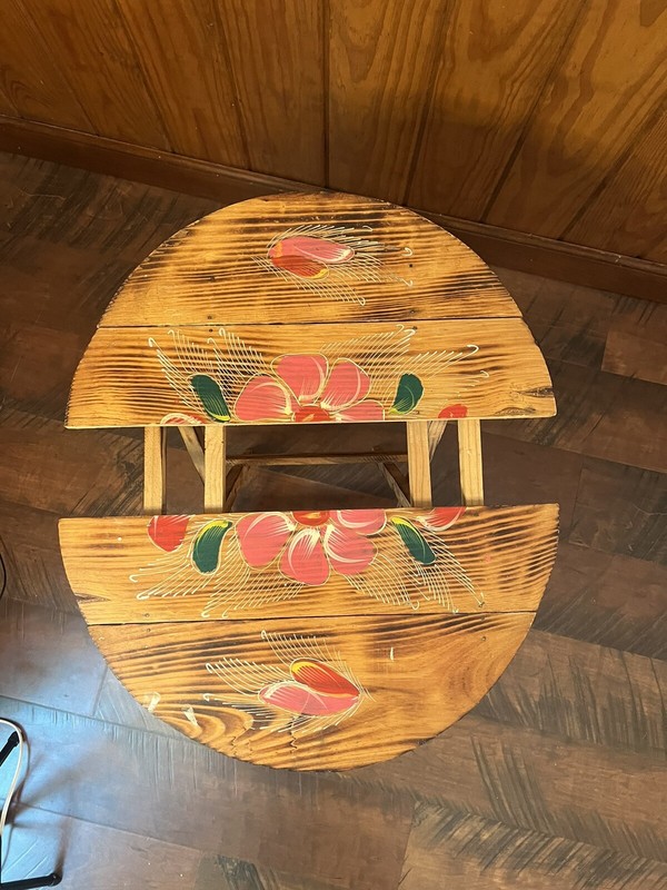 VTG Hand Painted Folding Wood Decorative Round 18" D Side Table Floral Gorgeous gallery
