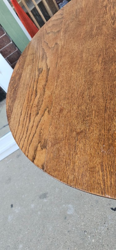 Antique Victorian Round Oak dining Table with Fluted legs gallery