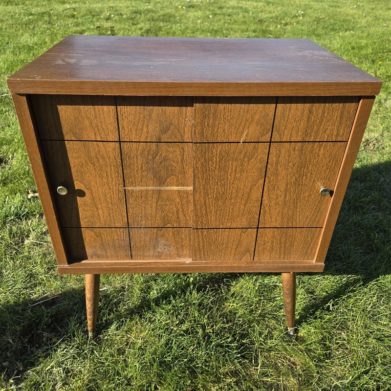 Vintage Record Storage Cabinet Wood Sliding Doors MCM LP Music Album Lu Van