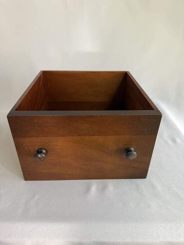 Imperial Grand Rapids Martha Washington Table gallery