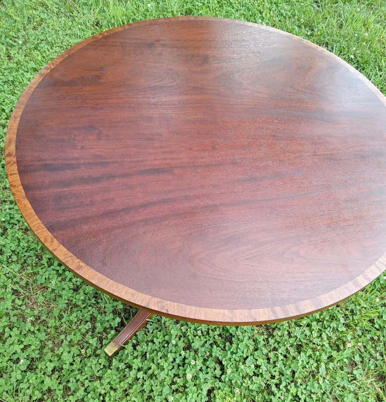 Mahogany Round Parlor Table / Lamp Table / Center Table (PRT145) gallery