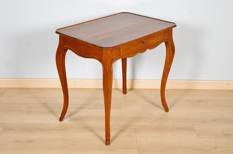 Louis XV era writing table gallery