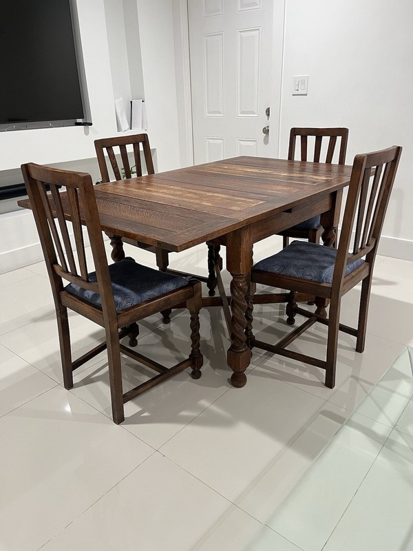 Antique English Tiger Oak Expandable Draw Leaf Table Dining Set, C. 1900 gallery
