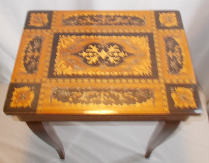 Vintage Lador Inlaid Wood Side Table Music Box Italy Carillion Svizzero NICE gallery
