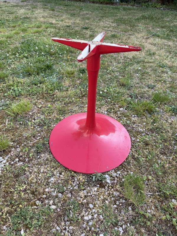 Vintage Tulip Red Metal Table Base – 70s Design – Height 52cm
