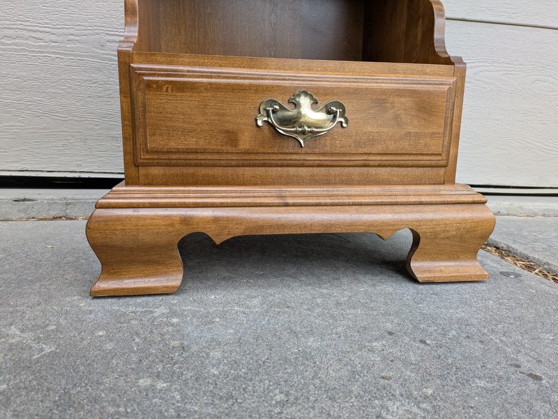 Vintage Ethan Allen Classic Manor Maple Wood End Table Nightstand 10-5206 gallery