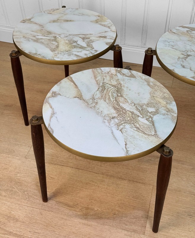 Mid-Century Atomic Marbled Stacking Round Side Tables – Set of 3 gallery