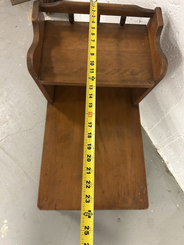 Nutmeg Maple Colonial Style Telephone End Table Solid Wood gallery