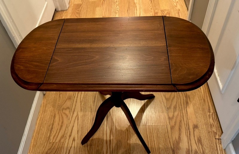 ANTIQUE SOLID WOOD MINIATURE DOUBLE DROP LEAF PARLOR END WALNUT COFFEE TABLE