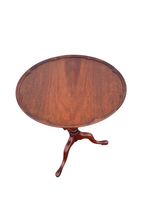 1940s Walnut Pie Crust Side Table Georgian Style Tripod Pedestal gallery