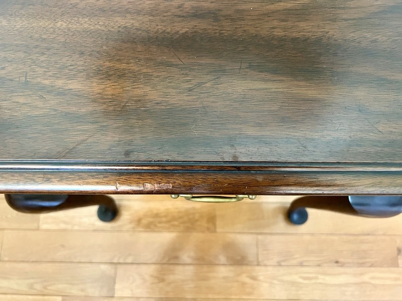Henkel Harris Queen Anne Side Table Mahogony gallery