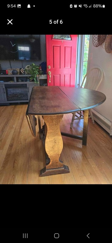1886 English Oak Gate Leg Table gallery