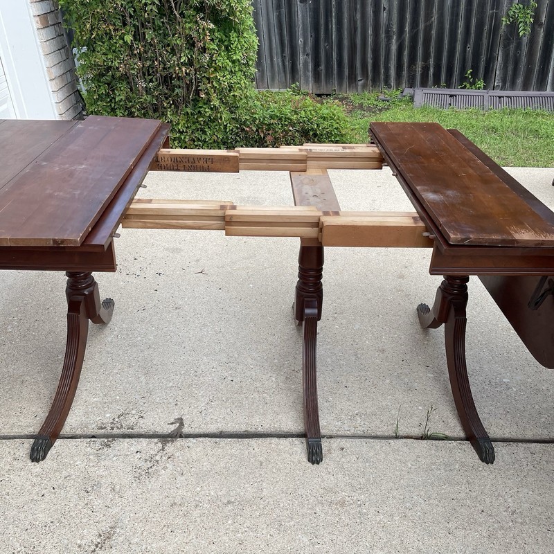 Vintage Duncan Phyfe Triple Pedestal Mahogany Drop-Leaf Dining Table & 4 Leaves gallery