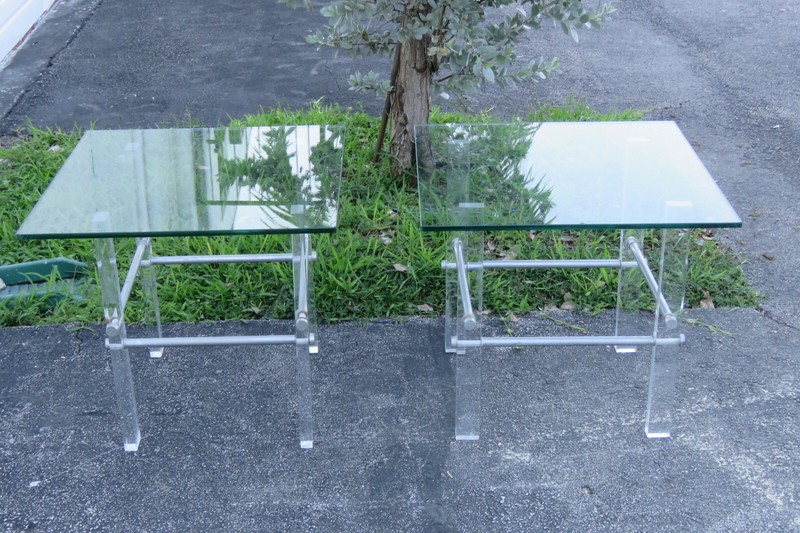 Mid Century Lucite Acrylic Glass Top Pair of Side Tables 2264