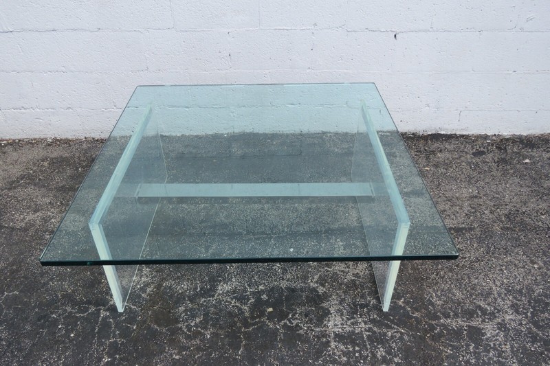 Mid Century Modern Lucite and Chrome Glass Top Coffee Table 4687