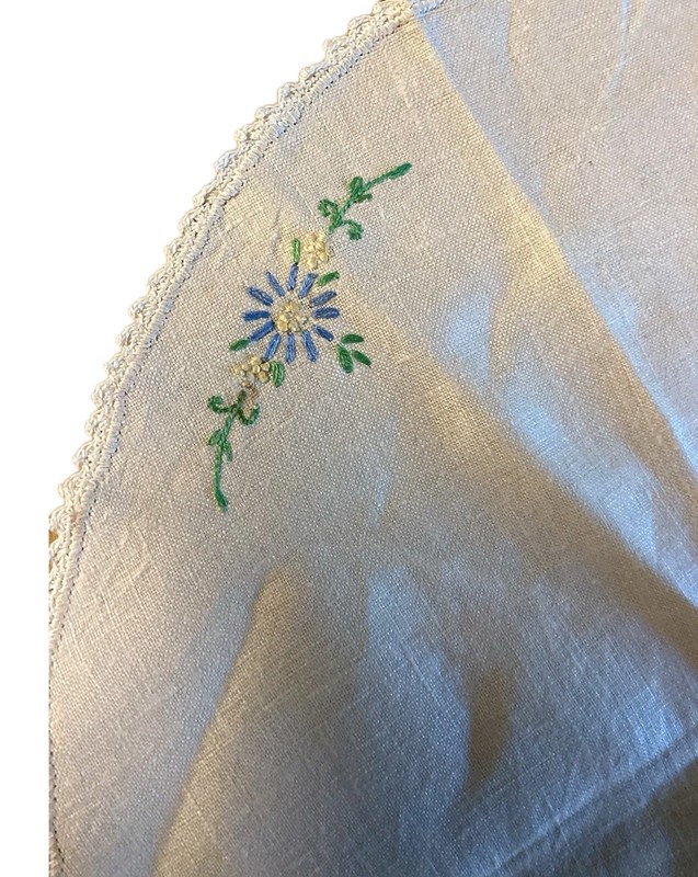 15” Vintage Small Round Emboidered Table Cloth With Lady And Flower (Handmade) gallery