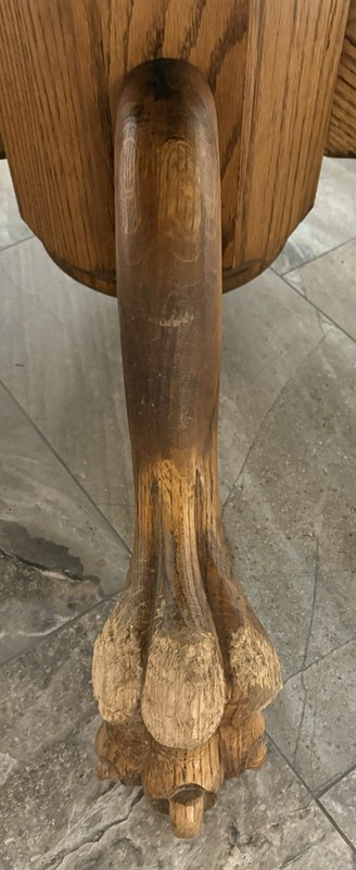Antique Round Oak Table - Lion's Claw Feet Legs Expandable - Damaged - gallery