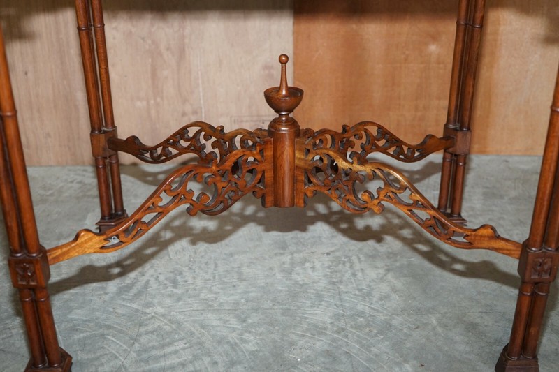 19TH CENTURY THOMAS CHIPPENDALE FRET WORK CARVED SILVER TEA OCCASIONAL TABLE gallery