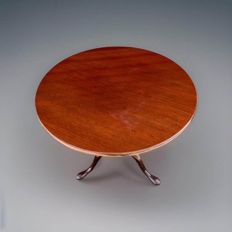 Antique English Mahogany Tilt Top Table, C 1760 gallery