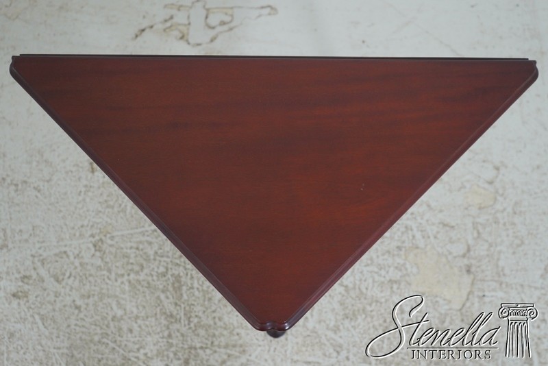 L71019: BAKER Colonial Williamsburg Mahogany Handkerchief Table gallery
