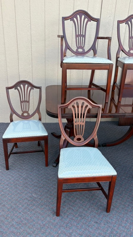 67845 Duncan Phyfe Style Dining Table with 6 Shield Back Chairs gallery