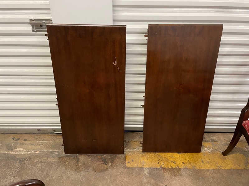Councill Mahogany Dining Table gallery