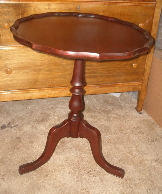 Imperial Mahogany Carved Lamp Table Wine Table (T716) gallery