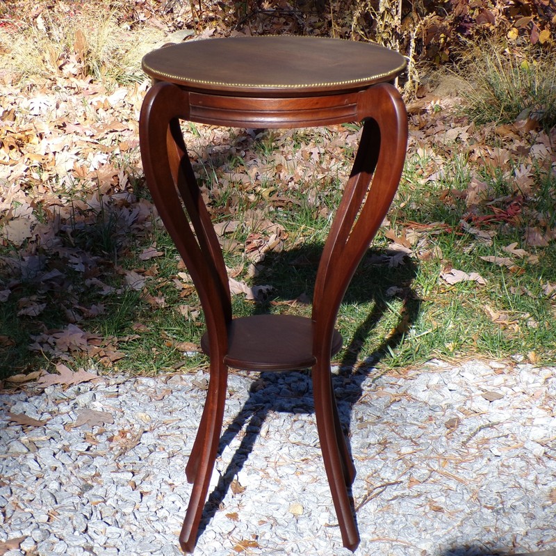 Vintage Art Nouveau Mahogany Two Tier Occasional Accent Table Jardinière Stand