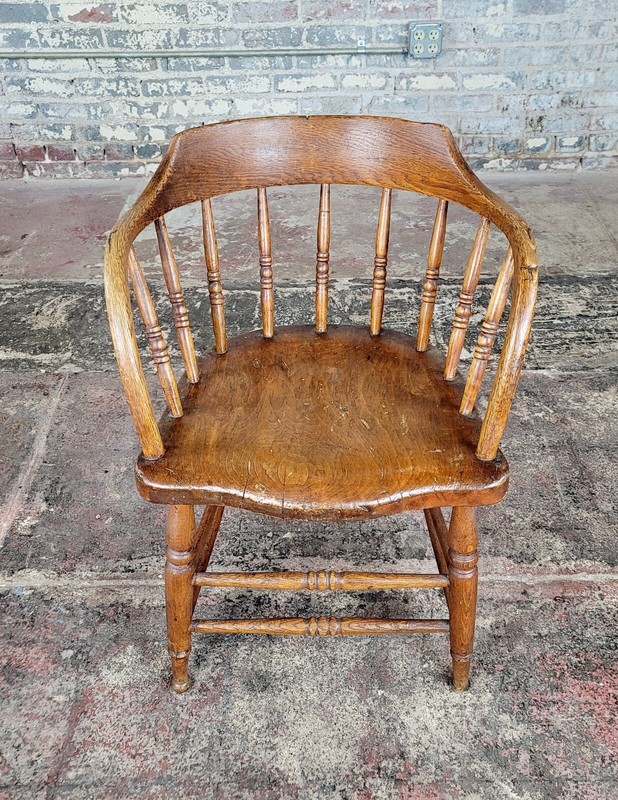 19th century Primitive Capitan Chair gallery