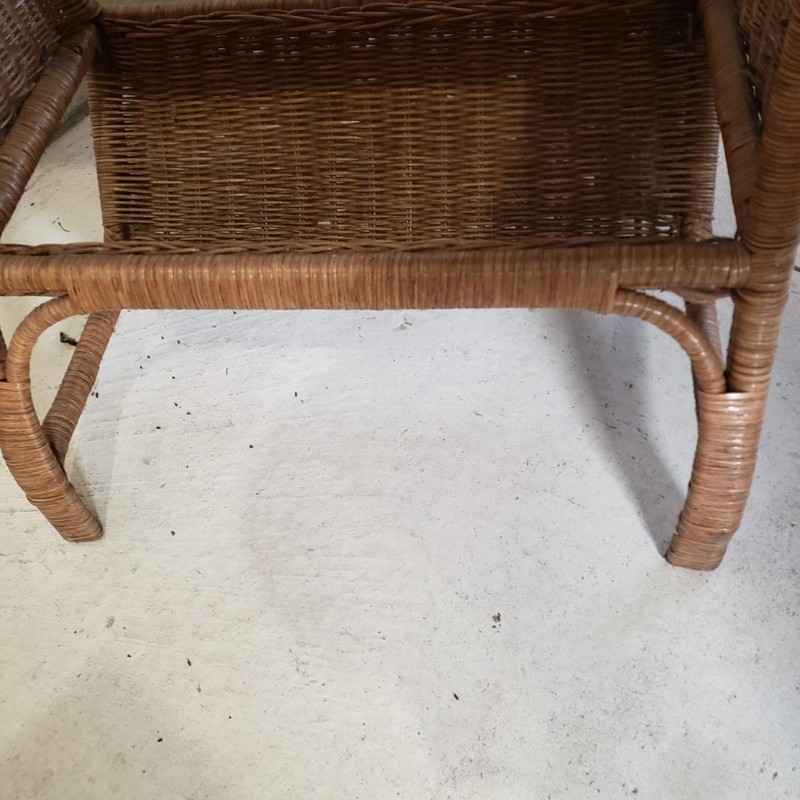 Vintage Wicker Rattan & Wood End Table Magazine Rack Book Shelf 24"x15"x24" MINT gallery