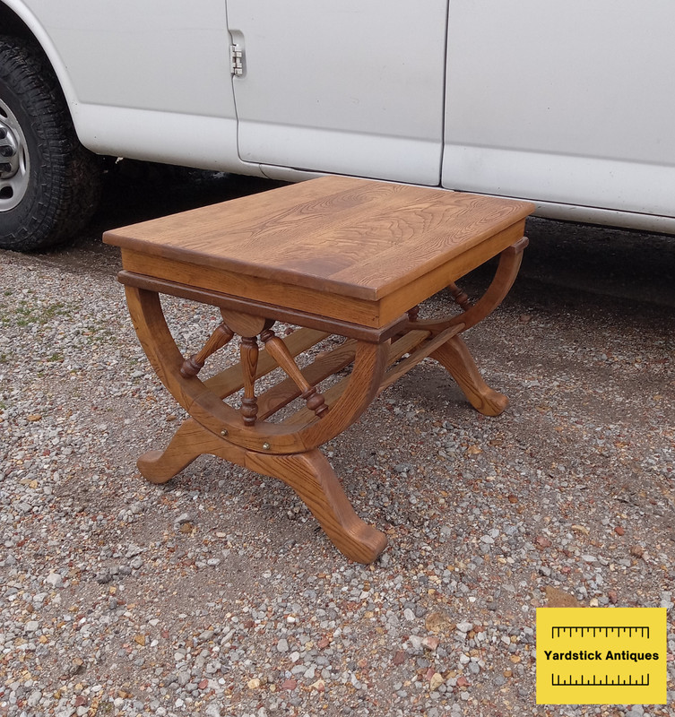 Mid Century Solid Oak Wagon Wheel End Table / Side Table (ET251) gallery