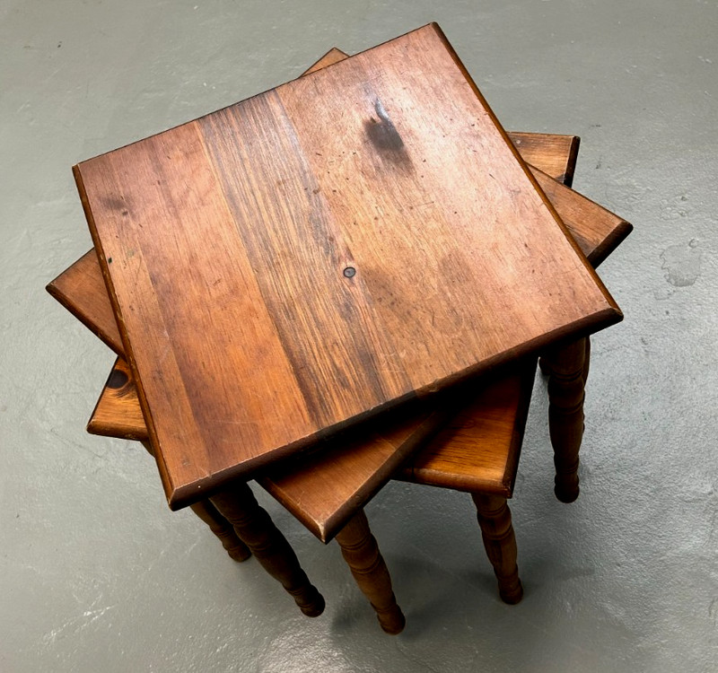 Set 3 KNOTTY PINE WOOD SIDE TABLES Spindle Legs Woodgrain VTG Furniture 15" SQ gallery