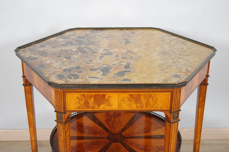 English Lemon and Walnut Magnifying Glass Hexagonal Pedestrian, circa 1880 gallery