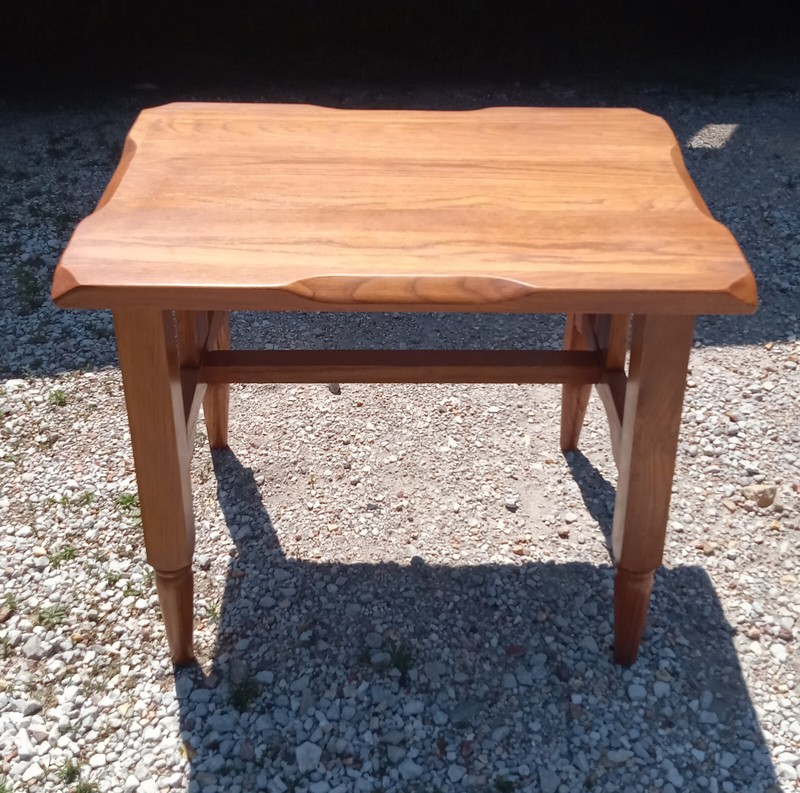 Solid Oak End Table / Side Table (ET463) gallery