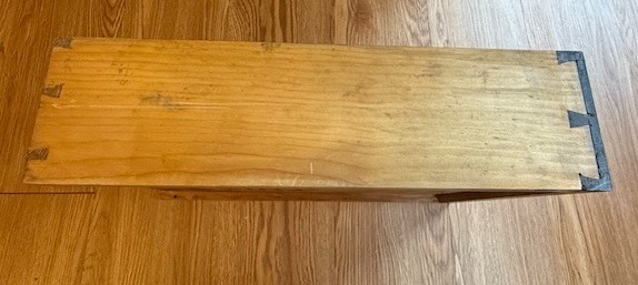 Antique American Colonial Gateleg Drop Leaf Farmhouse Dining Table gallery