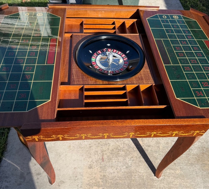 Notturno Intarsio Sorrento Italy Italian Game Table, Roulette, Chess Inlaid Wood gallery