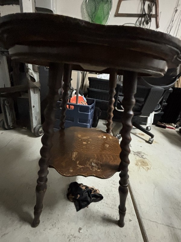 Antique Victorian Parlor Table gallery