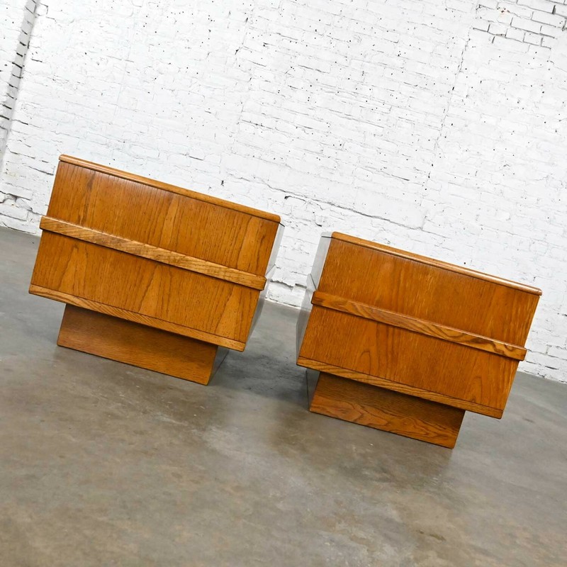 Modern Oak Cane & Glass Insert Top Pedestal Base Pr End Tables or Nightstands gallery