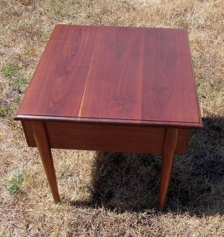 Mid Century Lane Walnut End Table / Side Table (ET798) gallery