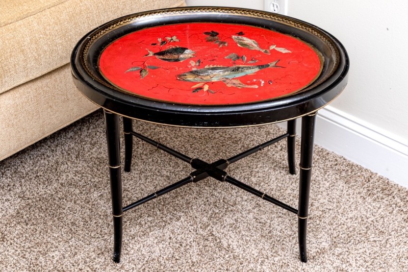Vintage English Chinoiserie Tole Tray Table